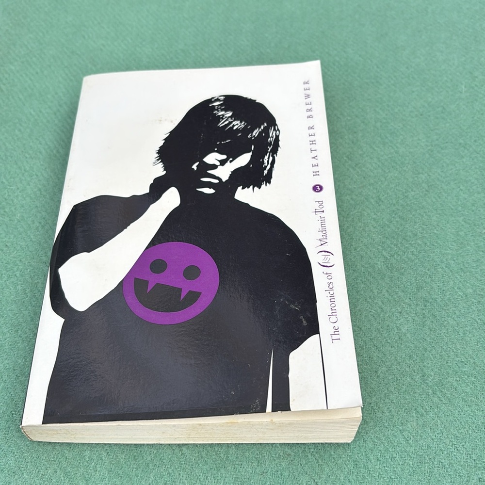 The Chronicles of Vladimir Tod: Tenth Grade Bleeds by Heather Brewer Book 3